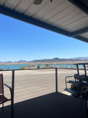 Paradise Pointe on the Island boat dock and view!